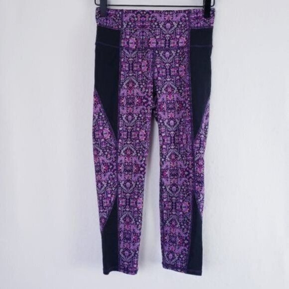 Athleta High Rise Tapestry‎ Chaturanga Legging Purple Drama Mandala Print Tights - Picture 4 of 12